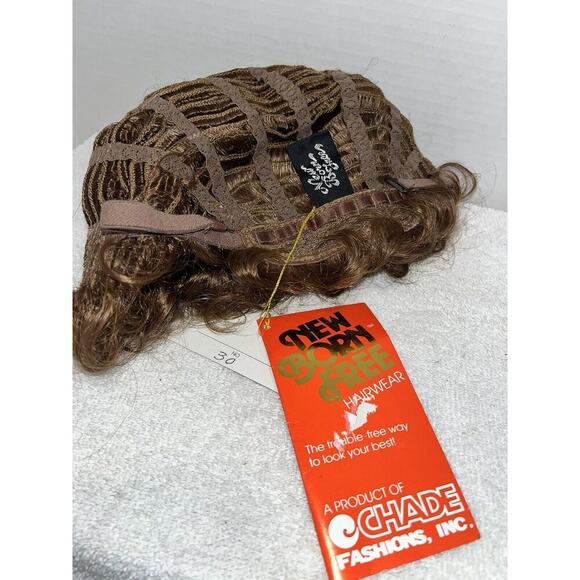 NEW BORN FREE SYNTHETIC CUTIE FULL WIG SHORT TIGHT CURL - Picture 4 of 10